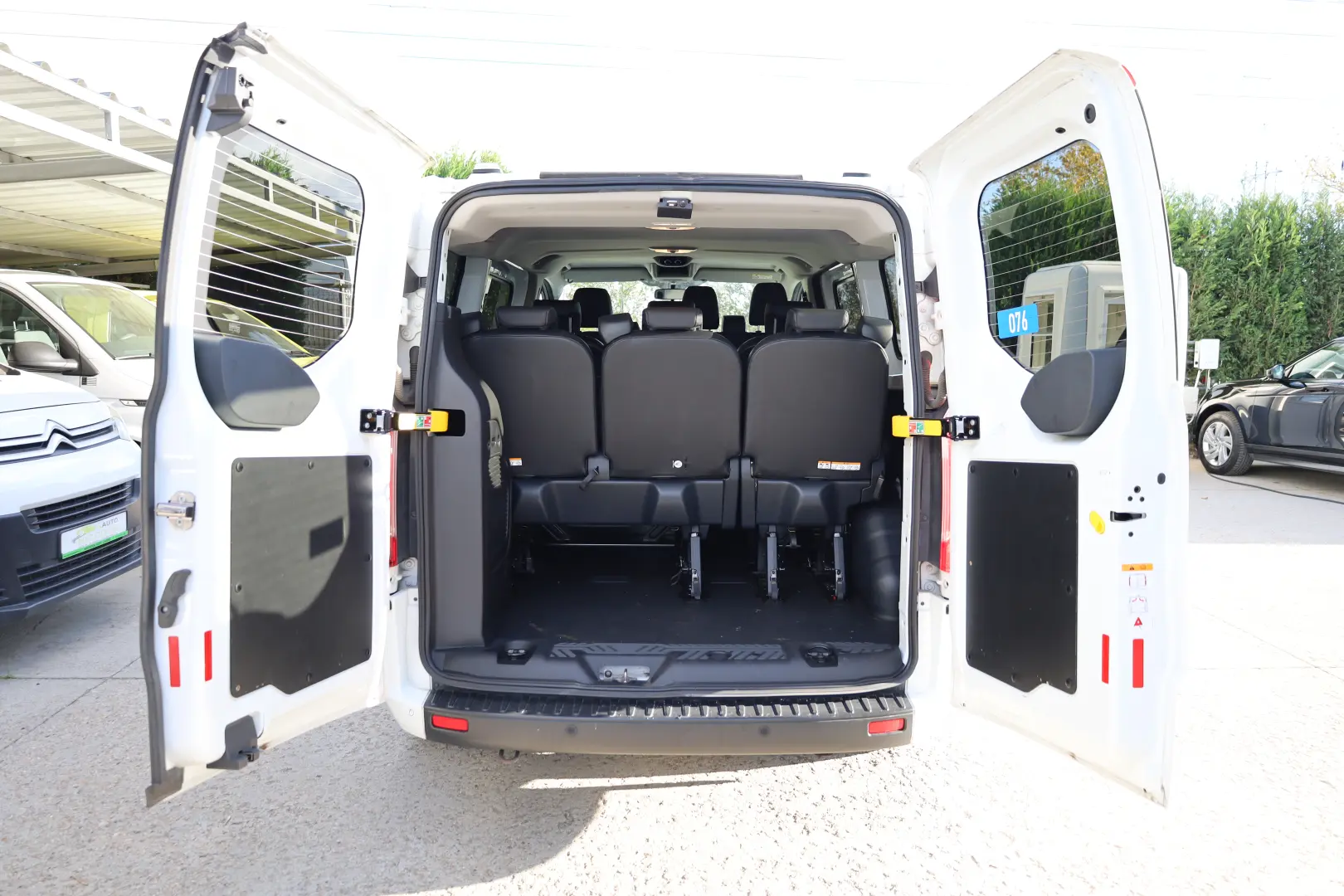 Ford Transit Custom L1H1 8 1 Locuri 2.0D 105CP