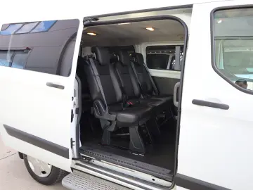 Ford Transit Custom L1H1 8 1 Locuri 2.0D 105CP