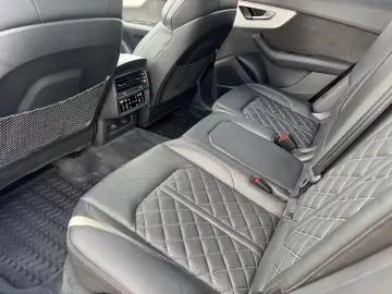 Audi Q8 50 TDI quattro S-LINE PLUS