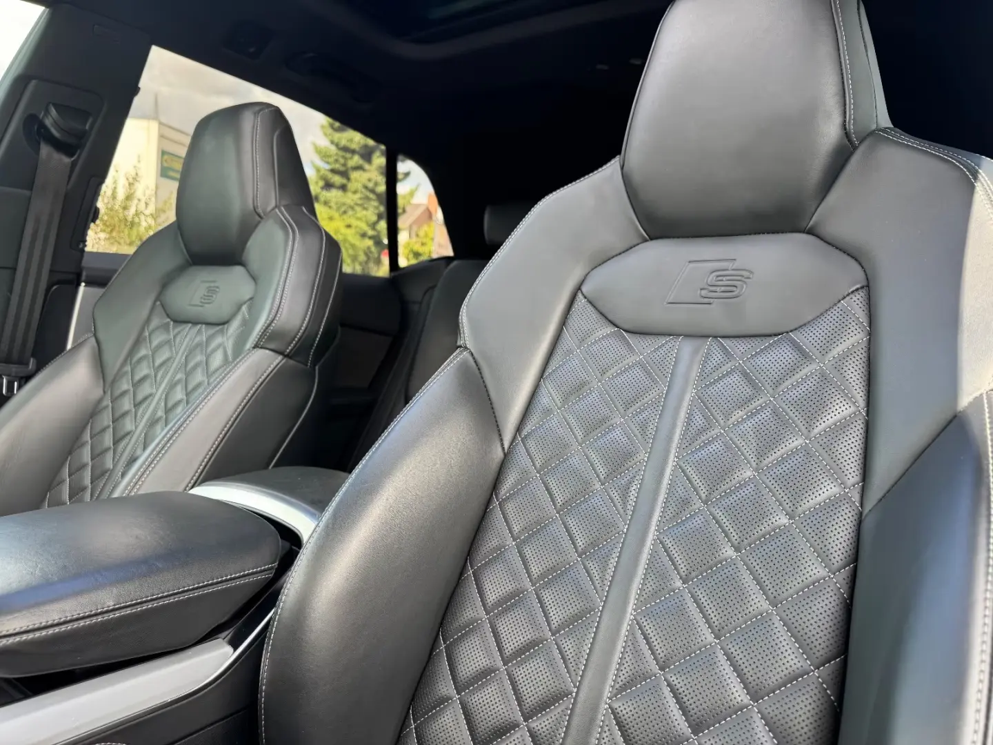 Audi Q8 50 TDI quattro S-LINE PLUS