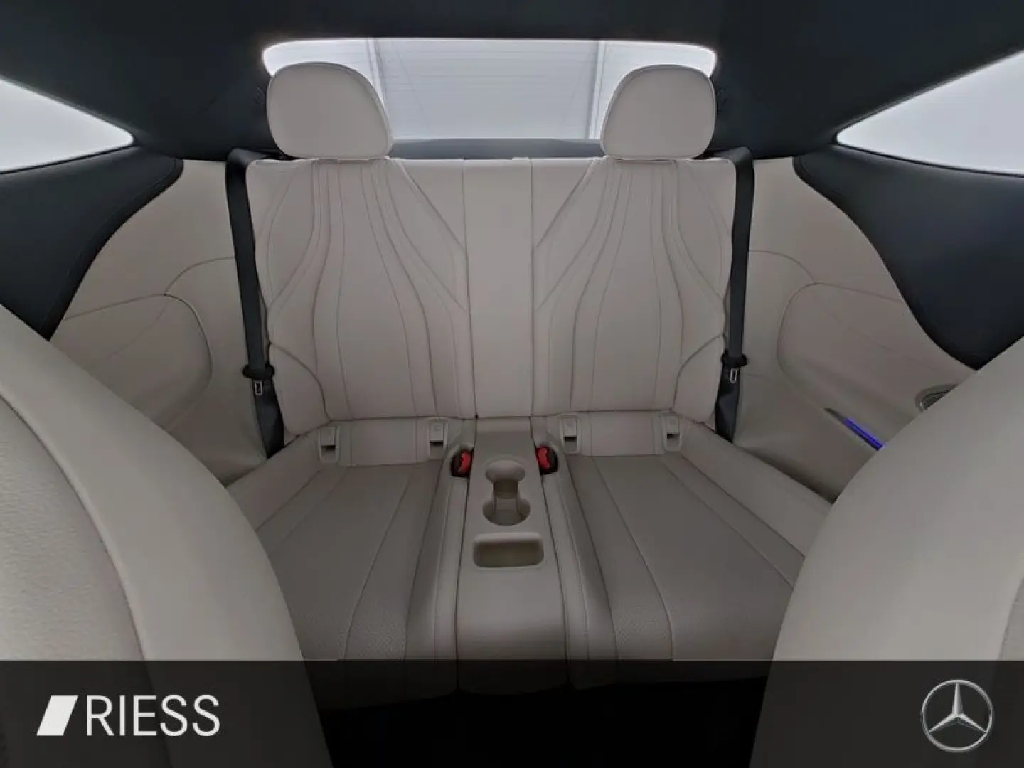 CLE 300 e AMG Sport Distr Burmester Pano DIGITAL