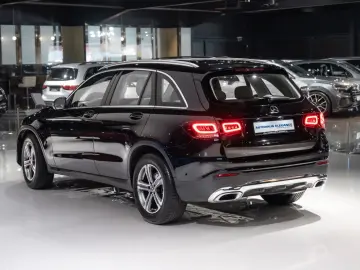 GLC 400d 4Matic LED PANO LEDER NAVI 360 KAM DAB