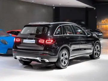 GLC 400d 4Matic LED PANO LEDER NAVI 360 KAM DAB