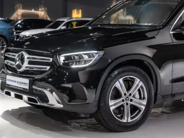 GLC 400d 4Matic LED PANO LEDER NAVI 360 KAM DAB