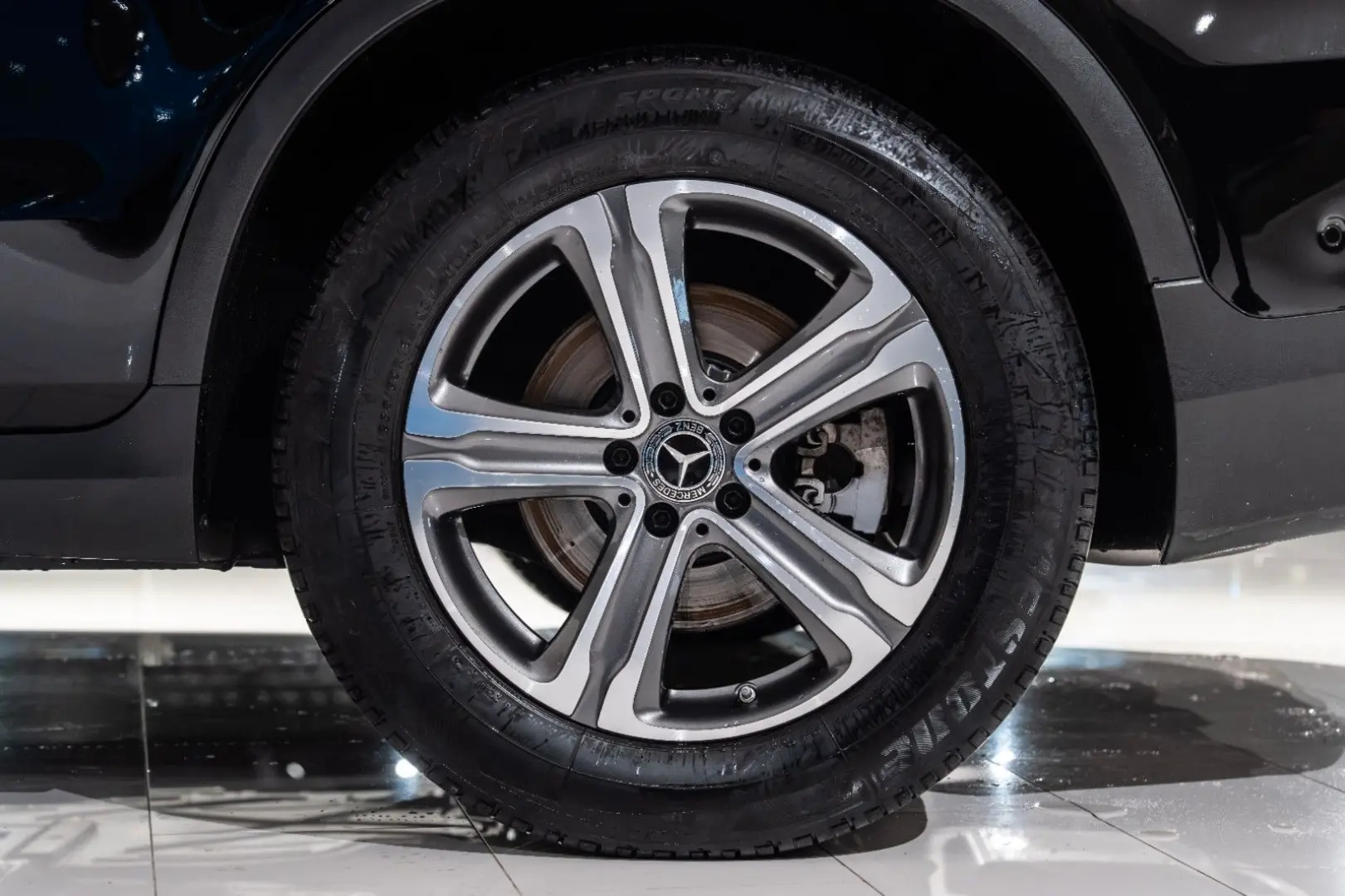 GLC 400d 4Matic LED PANO LEDER NAVI 360 KAM DAB