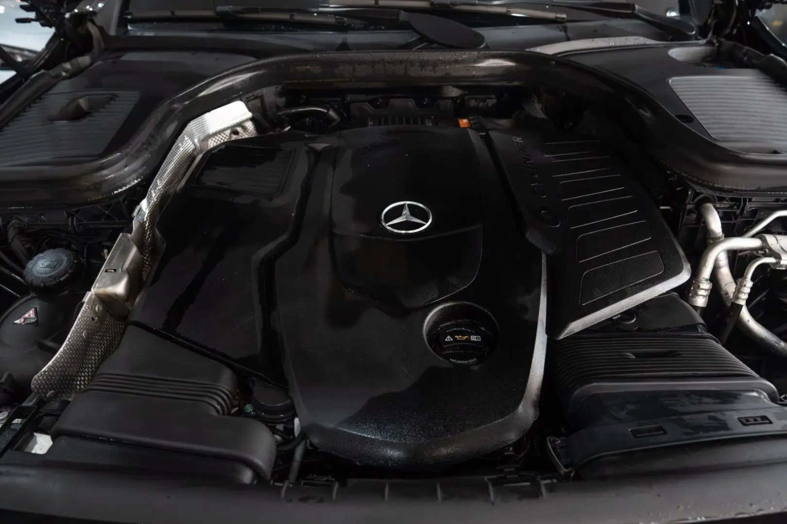 GLC 400d 4Matic LED PANO LEDER NAVI 360 KAM DAB