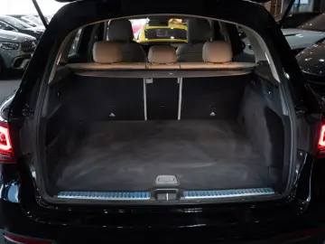 GLC 400d 4Matic LED PANO LEDER NAVI 360 KAM DAB