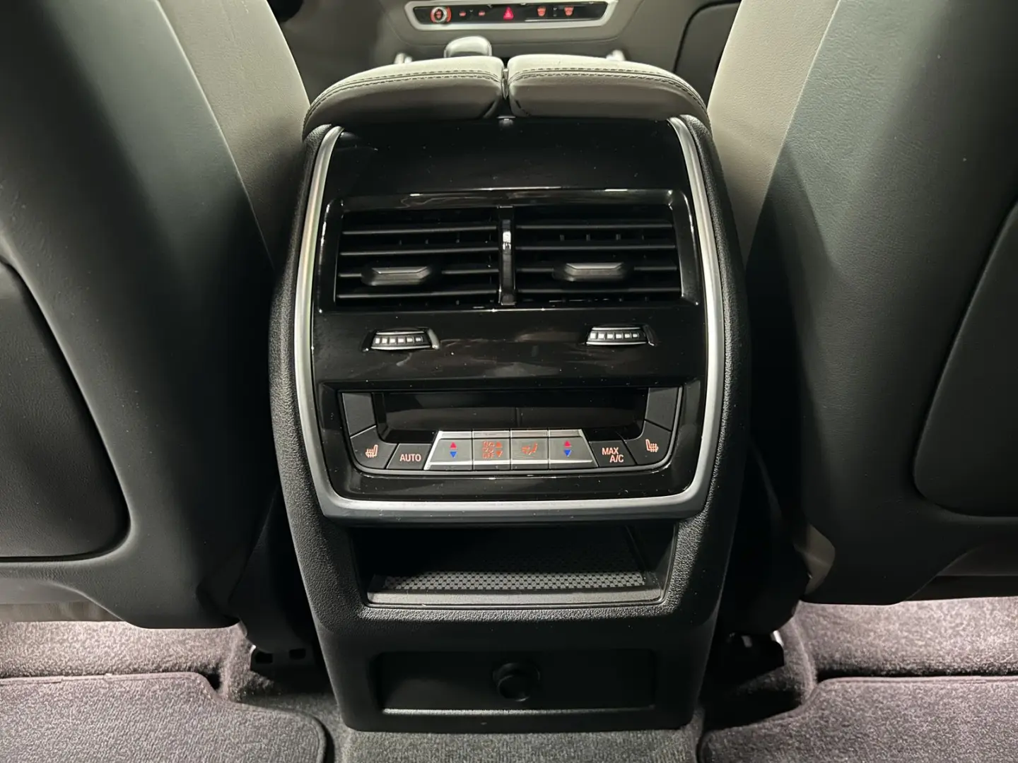 X6 M Competition Harman Kardon