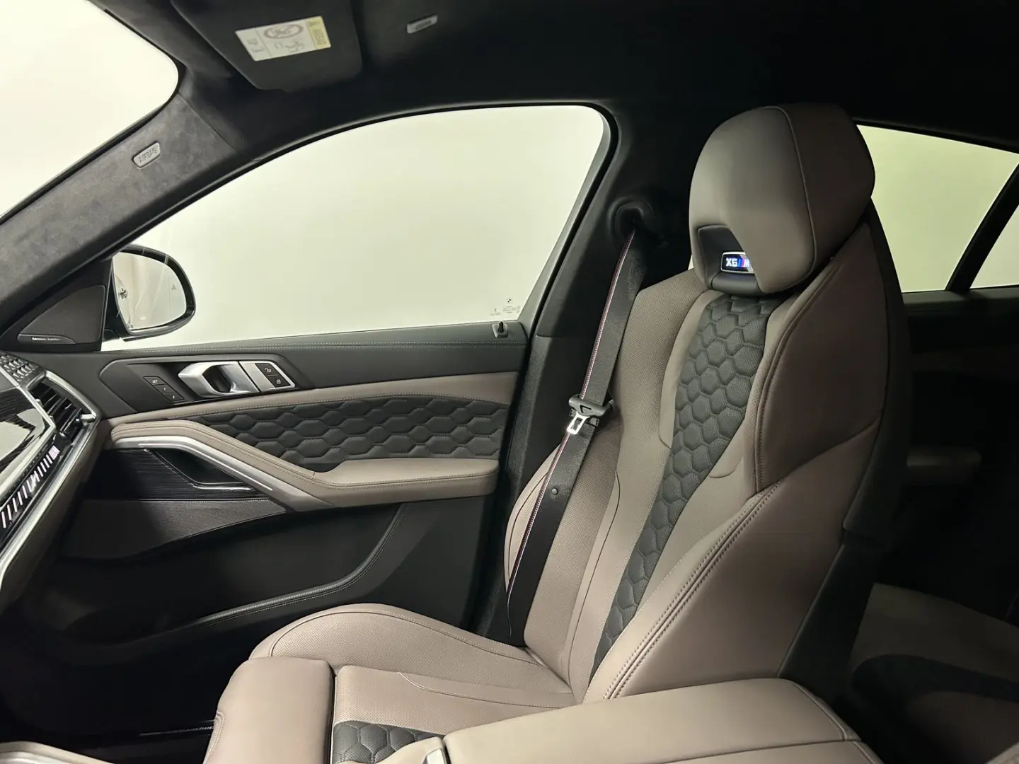 X6 M Competition Harman Kardon