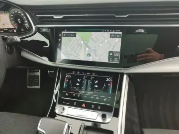 Q8 SUV 55 TFSI quattro S line B&O HD Matrix AHK