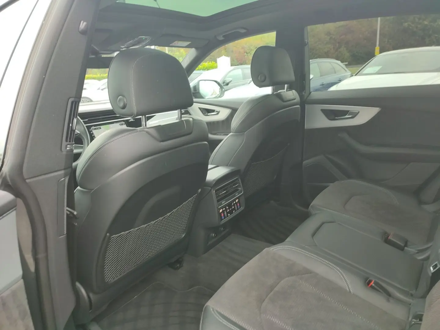 Q8 SUV 55 TFSI quattro S line B&O HD Matrix AHK