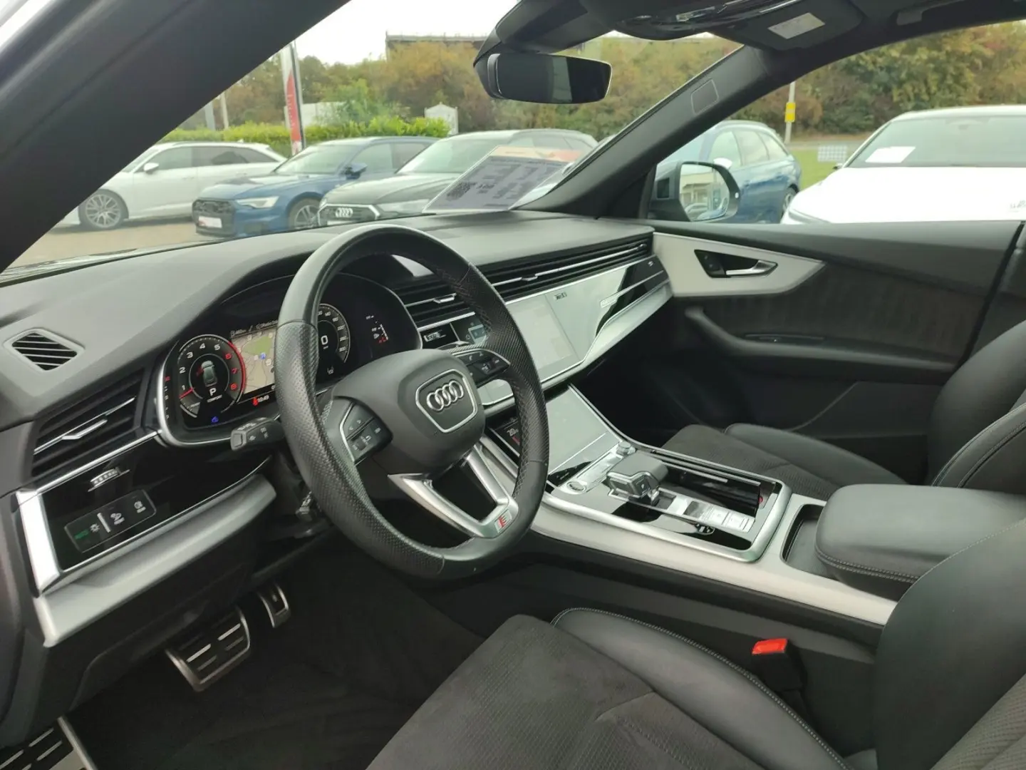 Q8 SUV 55 TFSI quattro S line B&O HD Matrix AHK