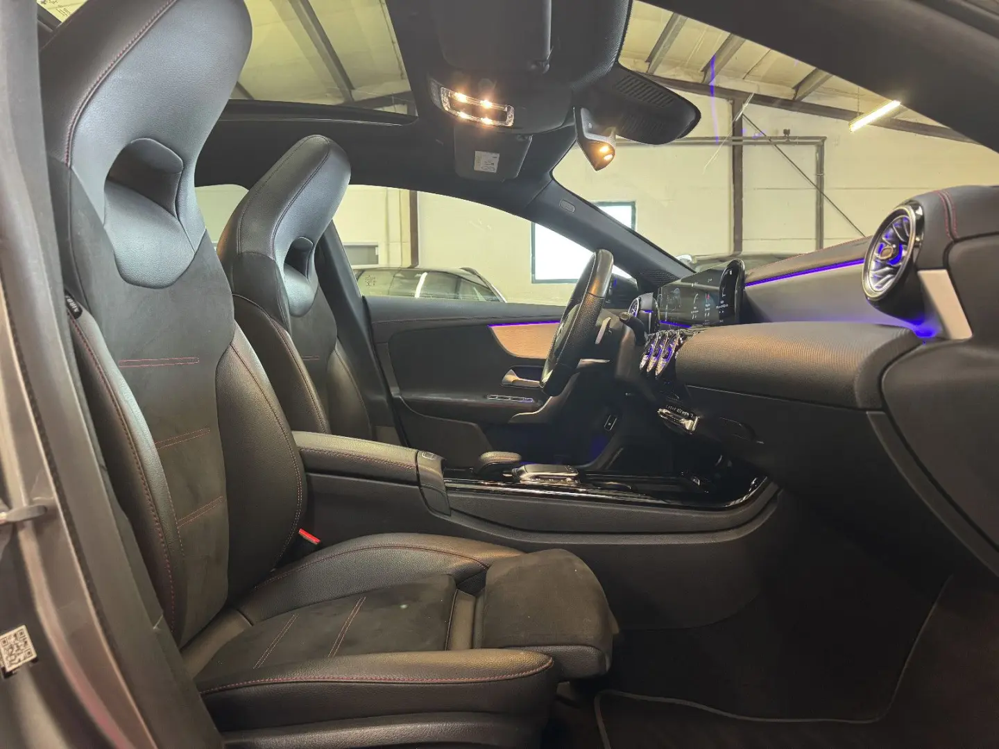 CLA 180d AMG Pano Totwinkel MBUX Kamera Night