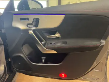 CLA 180d AMG Pano Totwinkel MBUX Kamera Night