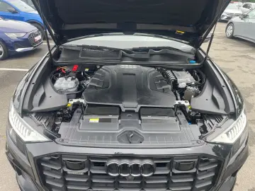 Audi Q8 50 TDI qu. tiptr. Linia S Pano