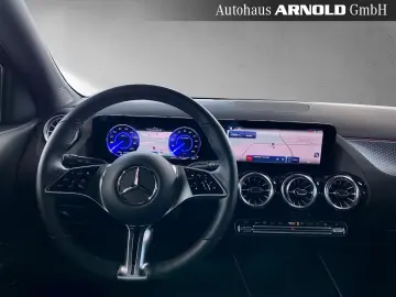 Mercedes Benz EQA 300 4M Progressive