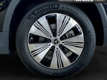 Mercedes Benz EQA 300 4M Progressive