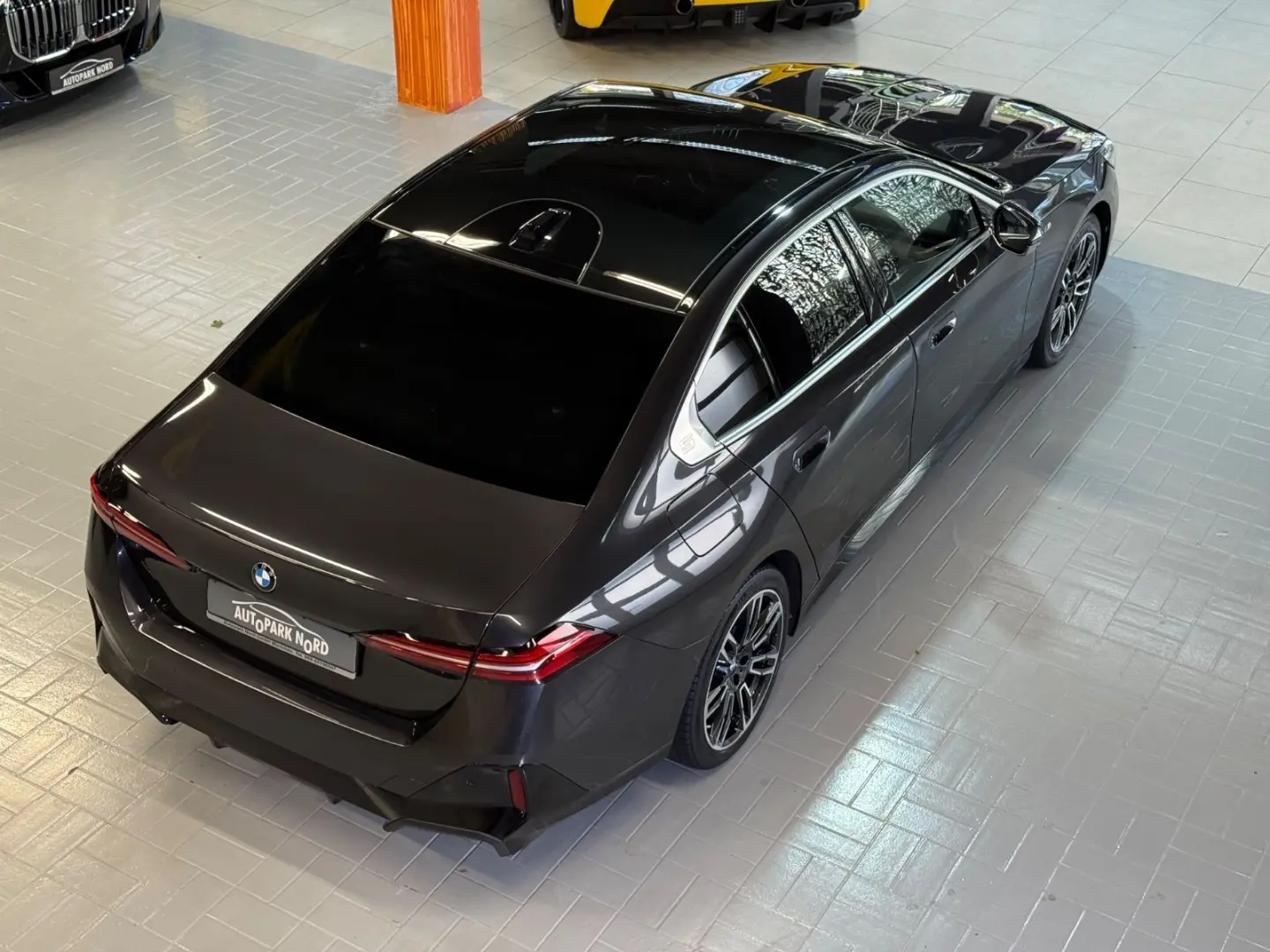 520i M Sport~PANO~LED~KAMERA 360 ~HEAD-UP