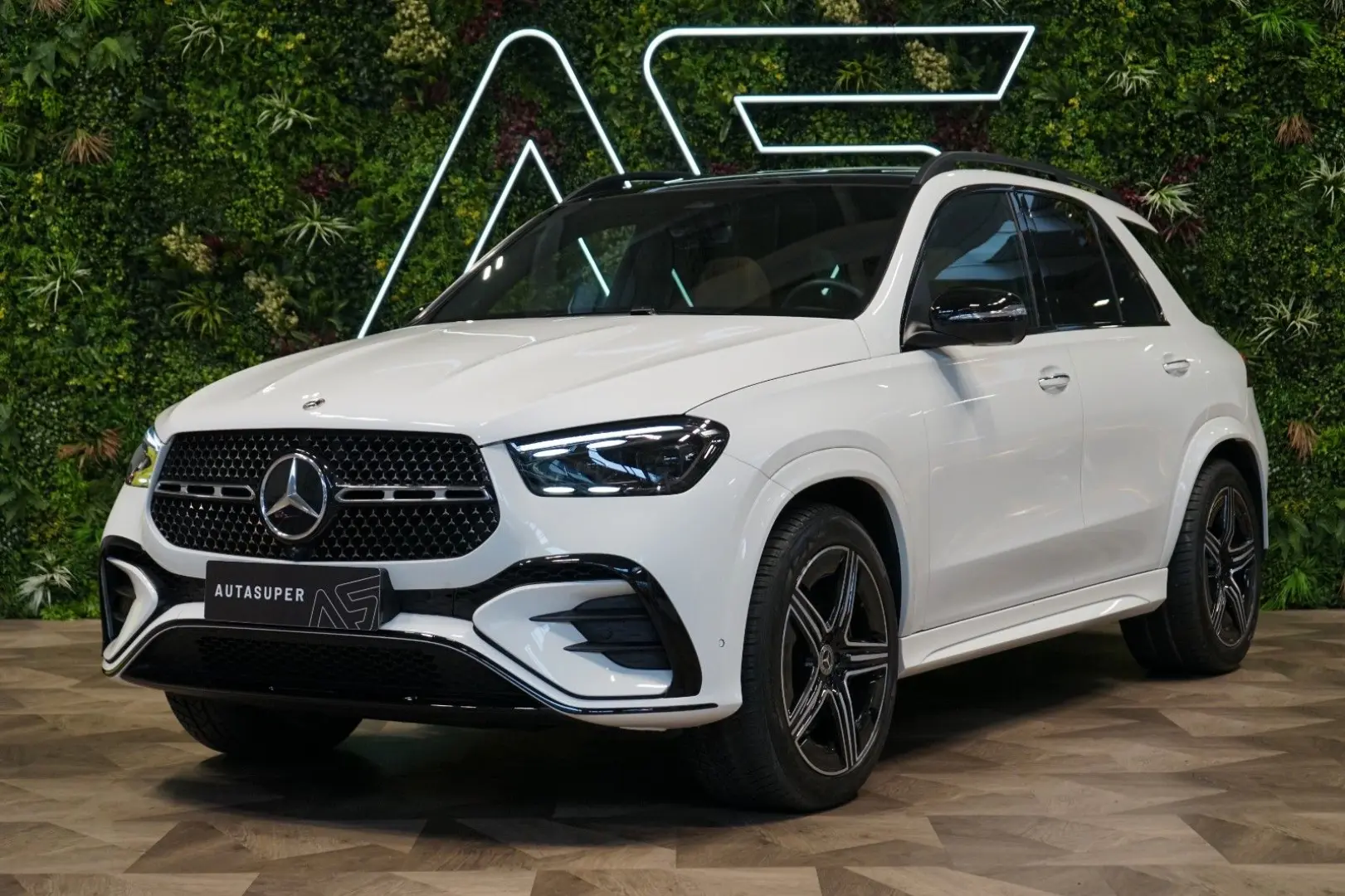 GLE 450d 4M AMG PANO AUX.HEAT TOW HUD