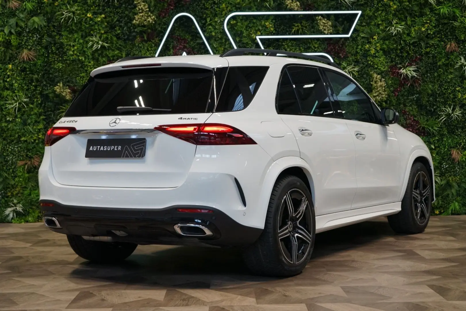 GLE 450d 4M AMG PANO AUX.HEAT TOW HUD