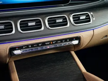 GLE 450d 4M AMG PANO AUX.HEAT TOW HUD