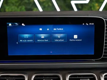 GLE 450d 4M AMG PANO AUX.HEAT TOW HUD