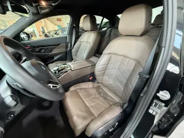 520 i M Sport HUD AHK 360 H&K Memory Carbon