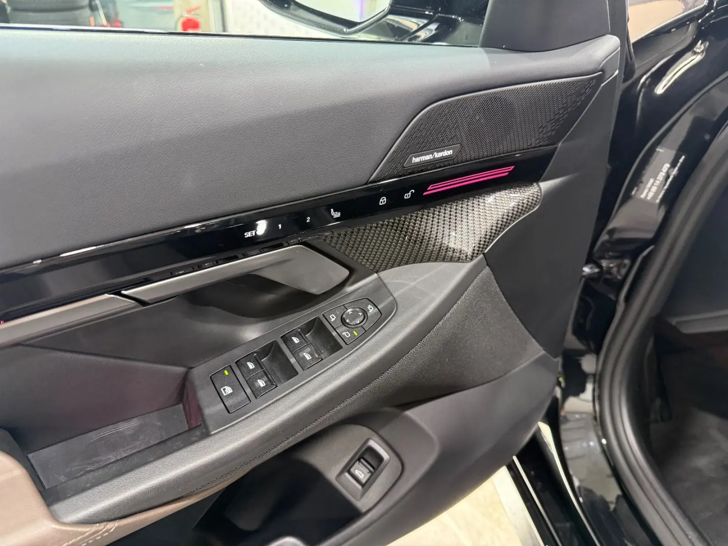 520 i M Sport HUD AHK 360 H&K Memory Carbon