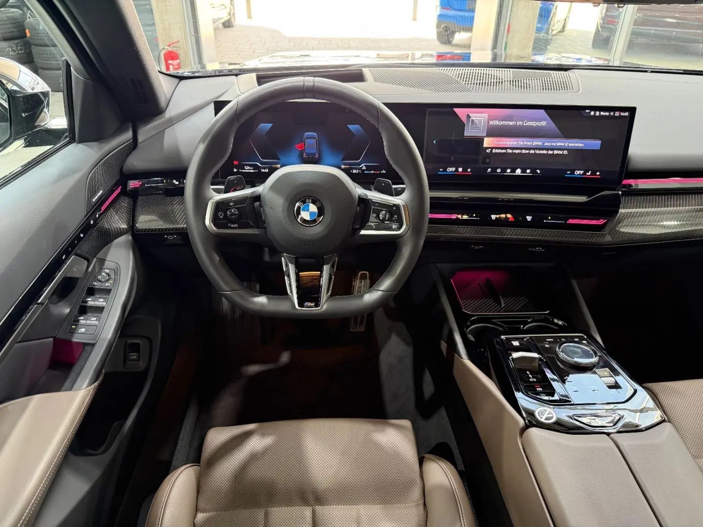 520 i M Sport HUD AHK 360 H&K Memory Carbon