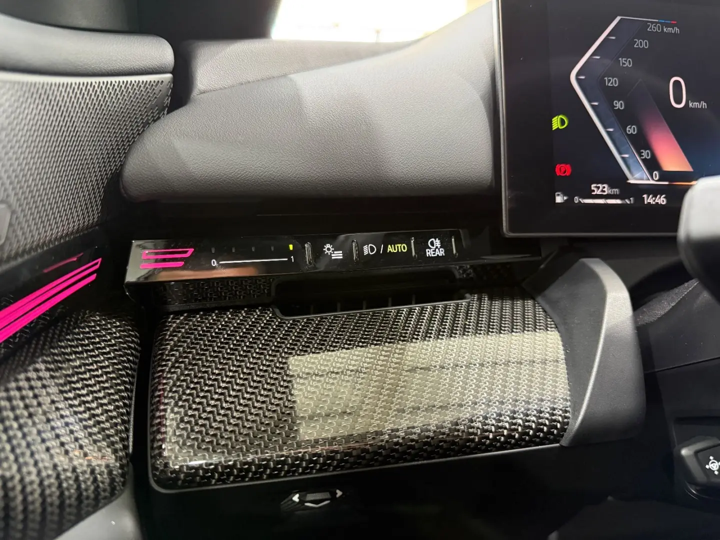 520 i M Sport HUD AHK 360 H&K Memory Carbon