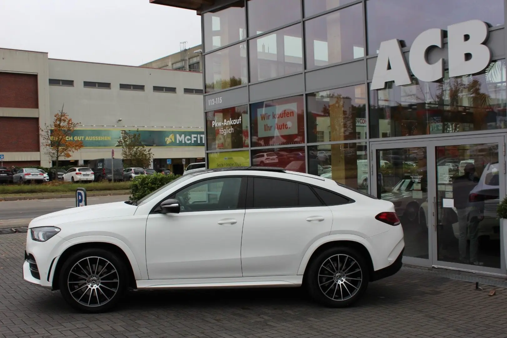 GLE 350 d 4-M Coupe AMG Distr. Pano Airmatic AHK