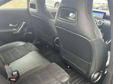 CLA 180 Coupe AMG LED 7G Parktr 19  Navi Ambie