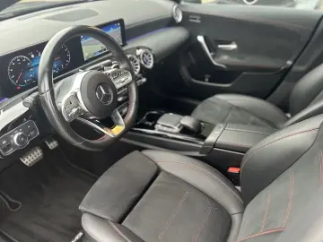 CLA 180 Coupe AMG LED 7G Parktr 19  Navi Ambie