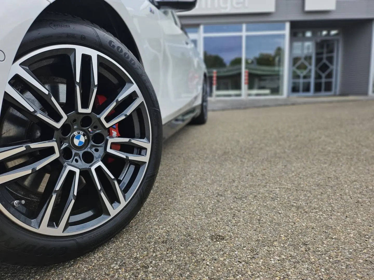 520i M Sport Pro ACC ParkProf.IconGlow HUD AHK