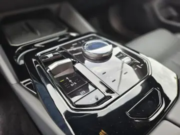 520i M Sport Pro ACC ParkProf.IconGlow HUD AHK