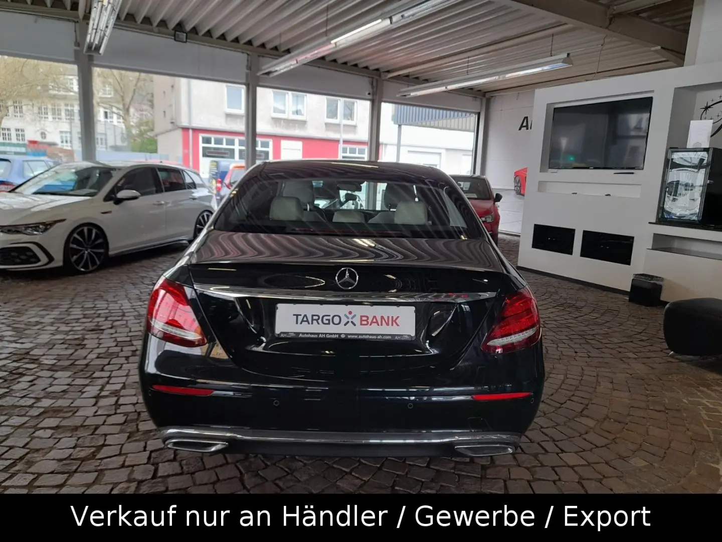 E 200 E -Klasse Lim.  360  WIDESCREEN