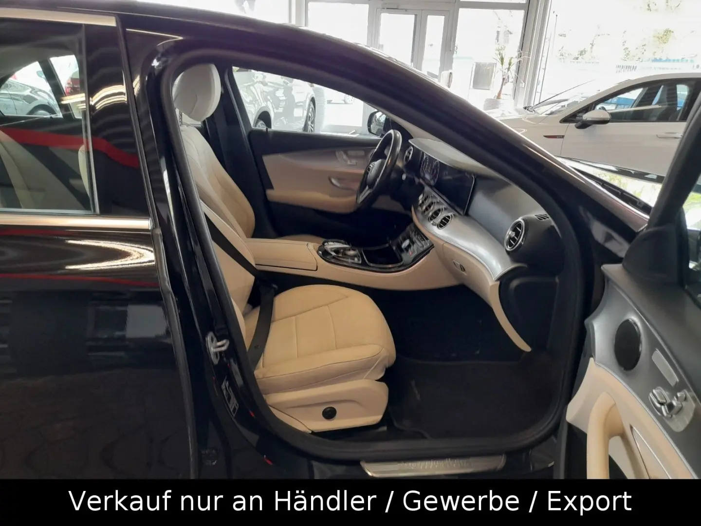 E 200 E -Klasse Lim.  360  WIDESCREEN