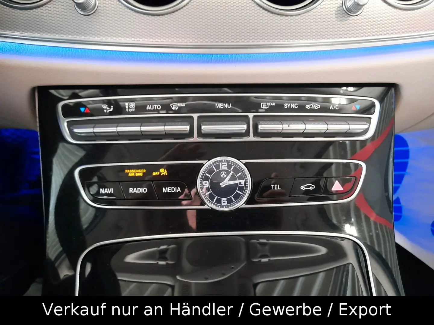 E 200 E -Klasse Lim.  360  WIDESCREEN