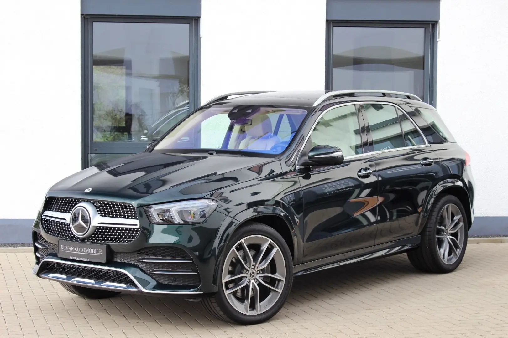 GLE 400 d 4M   AMG-PAKET S-KLIMA PANO 22 ZOLL