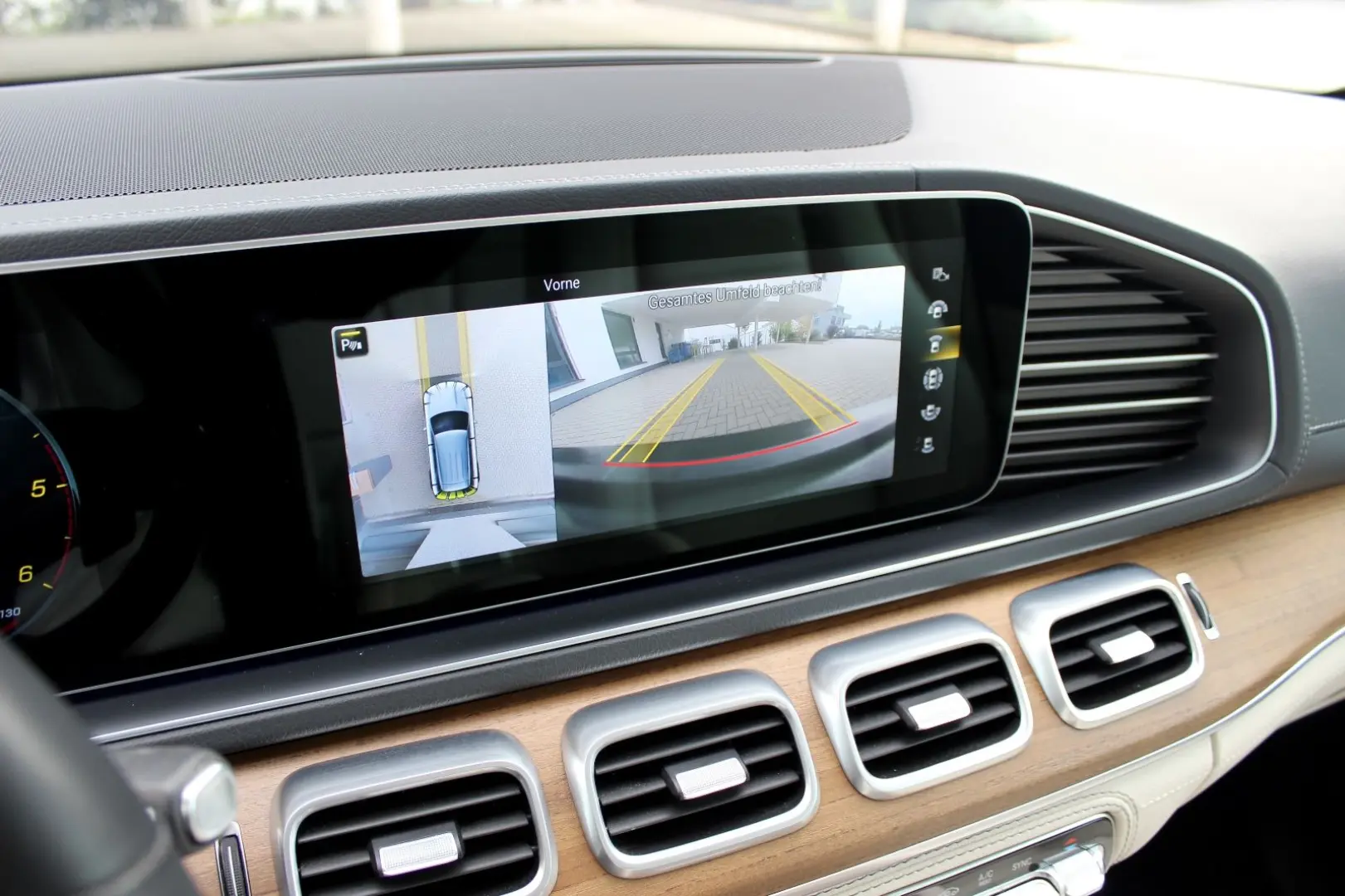 GLE 400 d 4M   AMG-PAKET S-KLIMA PANO 22 ZOLL