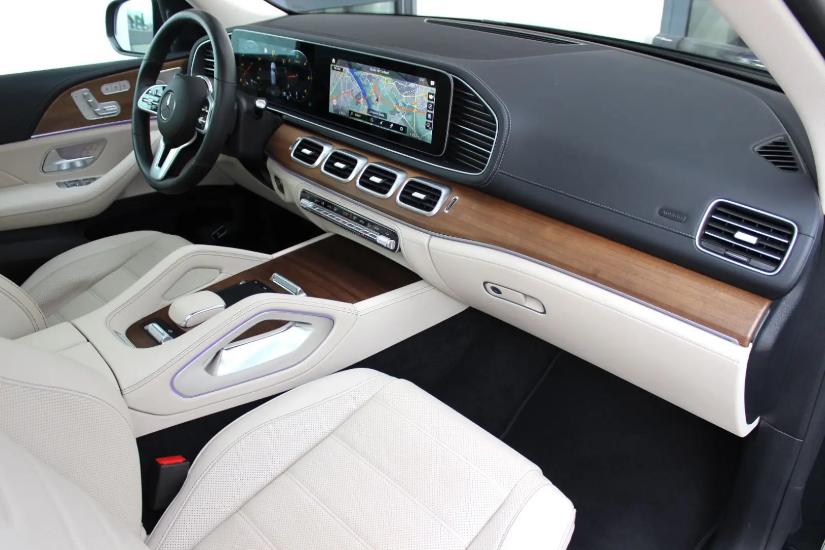 GLE 400 d 4M   AMG-PAKET S-KLIMA PANO 22 ZOLL