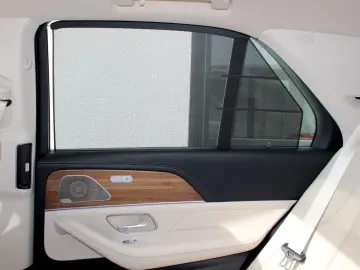 GLE 400 d 4M   AMG-PAKET S-KLIMA PANO 22 ZOLL