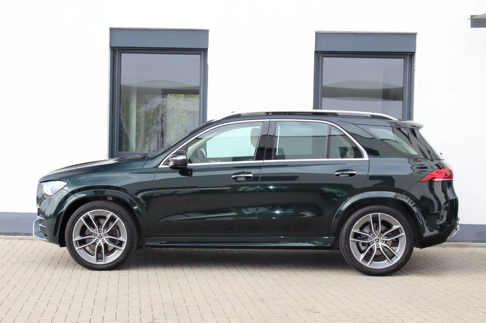 GLE 400 d 4M   AMG-PAKET S-KLIMA PANO 22 ZOLL