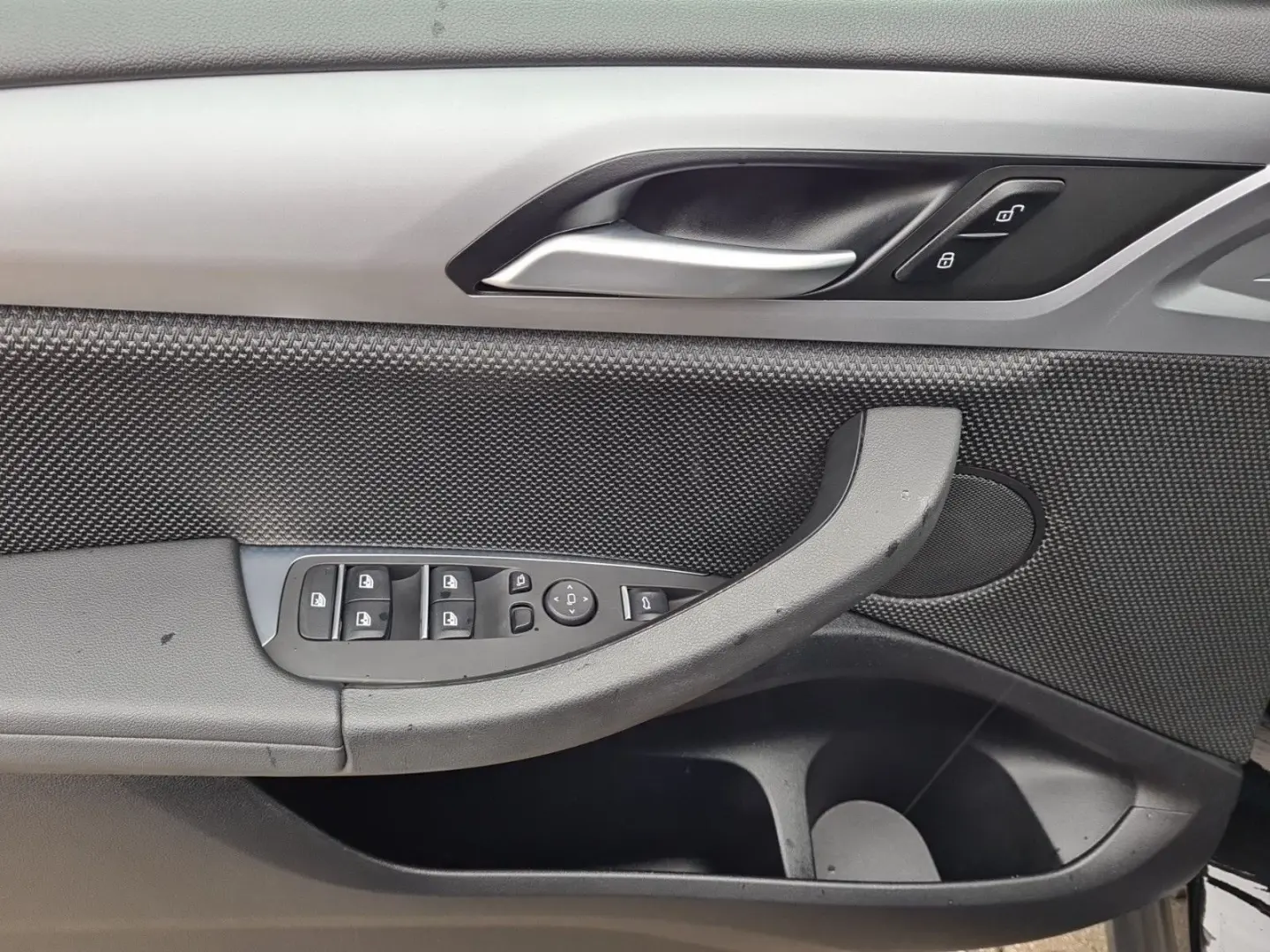 X4 xDrive 20d Advantage NAVI LED DAB LiveCockpit