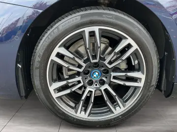 530e M SPORT LC PROF ICONIC GLOW KOMFORTSITZE  A