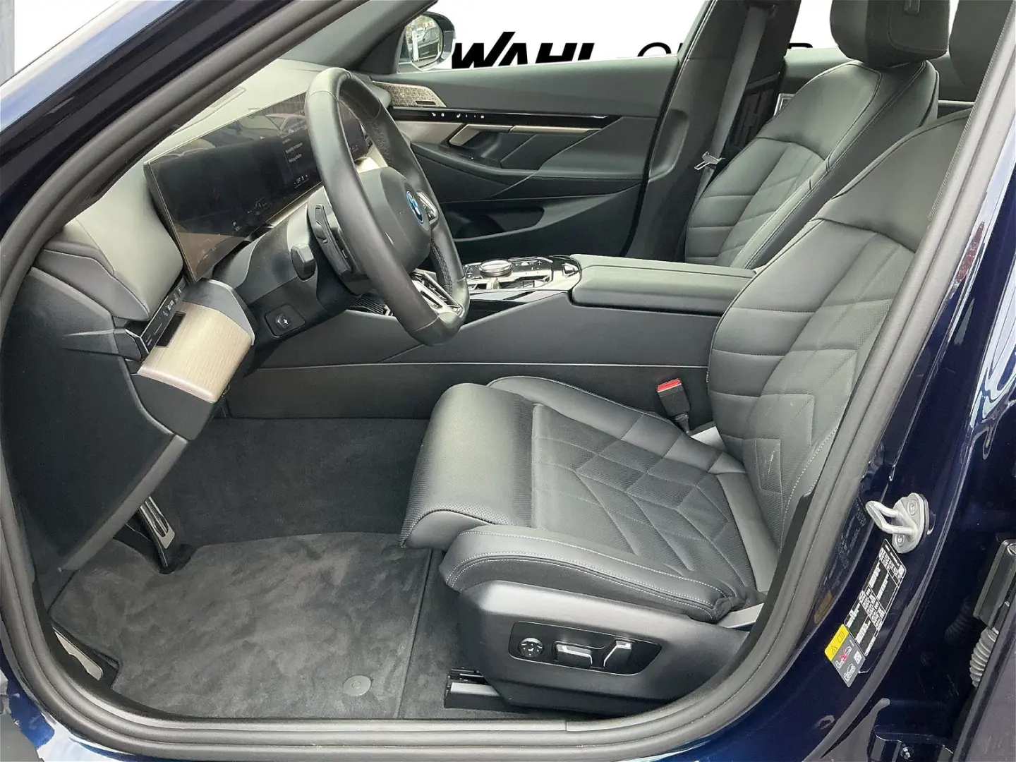 530e M SPORT LC PROF ICONIC GLOW KOMFORTSITZE  A