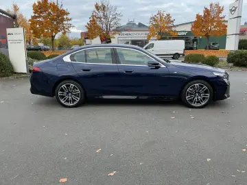 530e M SPORT LC PROF ICONIC GLOW KOMFORTSITZE  A