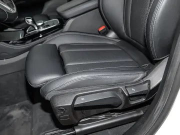 X4 xDrive20d M Sport AHK RFK NAVI Standh. LED