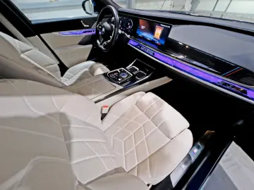 740 d xDrive M Sport TV SoftClose MultifunctionS IconicGl