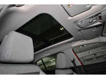 C5 Aircross Hybrid Shine Pack225 EAT8 NAVI LED 3